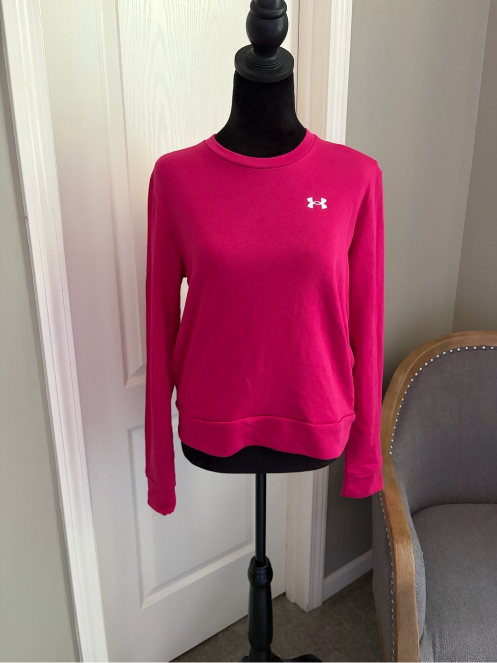 Under Armour Women’s Fuchsia Crewneck Sweatshirt